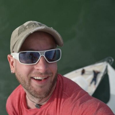 Profile Picture of Steve Layland (@r0ckpunk) on Twitter