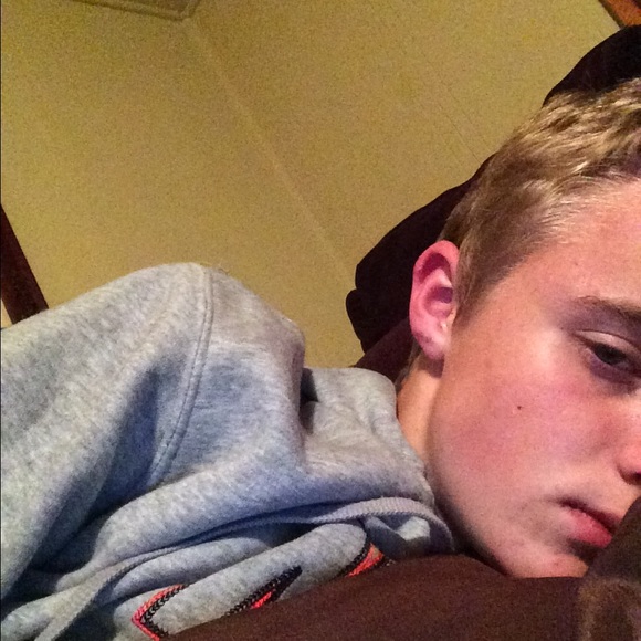 Profile Picture of Michael Benton (@michaelbent) on Poshmark