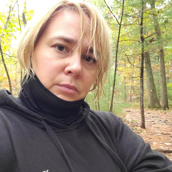 Profile Picture of Kelly Milaski (@rosebudkr7) on Poshmark