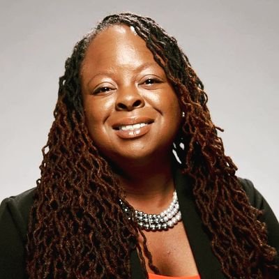 Profile Picture of Sharon Manker, M.Ed. (@Sharon_Manker) on Twitter