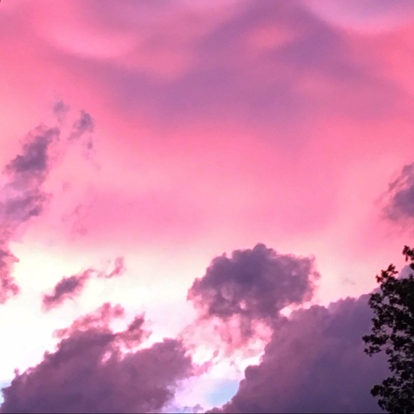 Profile Picture of Sam Auker (@navywavy) on Poshmark