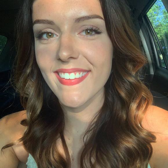 Profile Picture of Caitlin Allan (@caitlin12097) on Poshmark