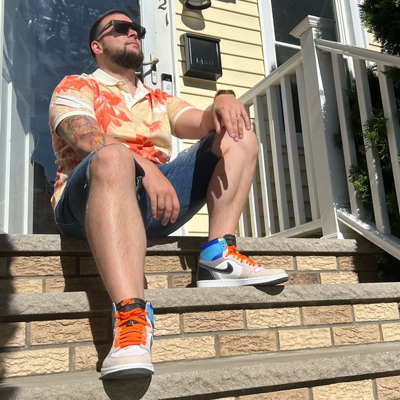 Profile Picture of Corey Dalrymple (@cgdalrymple) on Poshmark