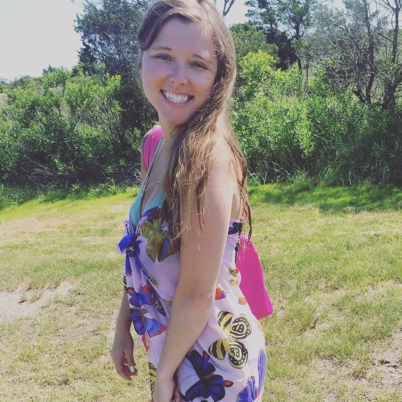 Alexandria Kester - Poshmark Profile Picture of Alexandria Kester (@akester0106) on Poshmark