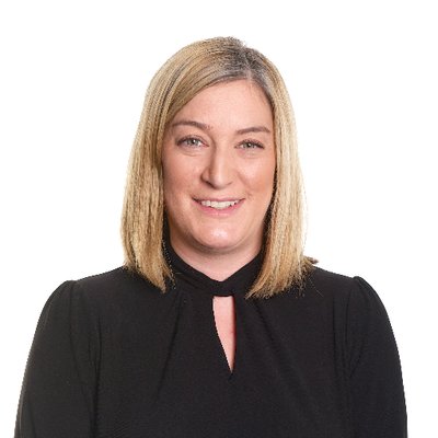Profile Picture of Lisa Hackett (@lisahackett01) on Twitter