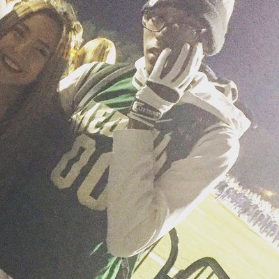 Profile Picture of John Smalls (@juliusthajuice) on Twitter