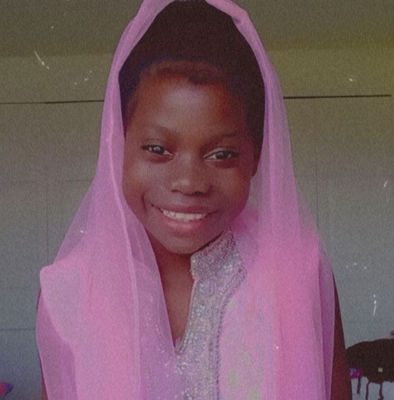 Profile Picture of Biti Biti (@biti_biti) on Poshmark