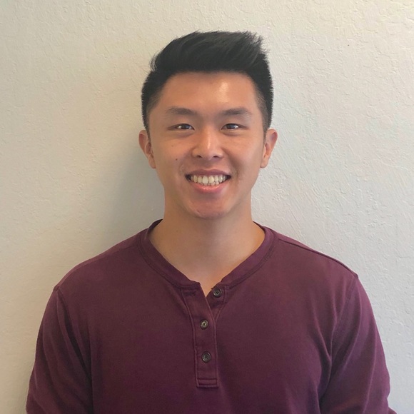 Profile Picture of Kevin Chau (@kevinchau93) on Poshmark