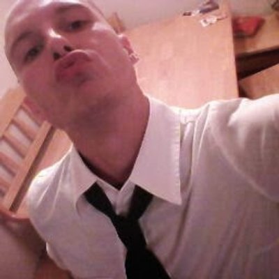 Profile Picture of Jeffrey McGuire (@Jeffguy04) on Twitter