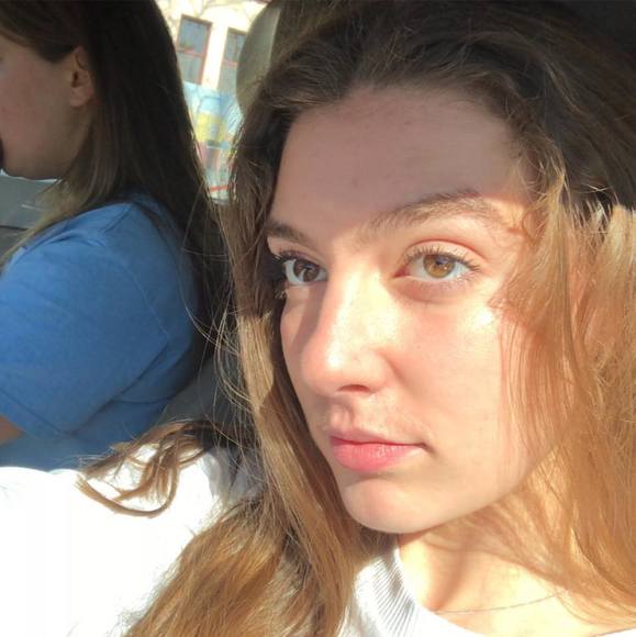 Profile Picture of Lila Roginski (@lila_roginski) on Poshmark