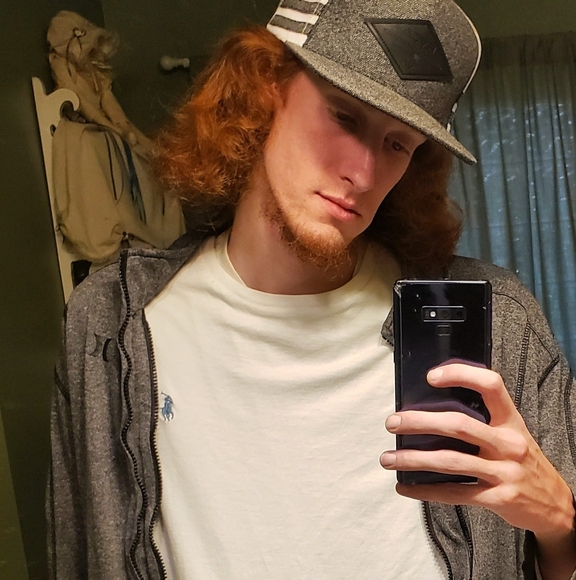 Profile Picture of Chase Vaughan (@cvaughan21) on Poshmark