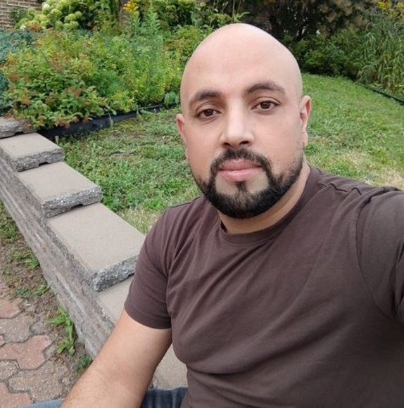 Profile Picture of Hamza Trabelsi (@trabelsihamza33) on Poshmark
