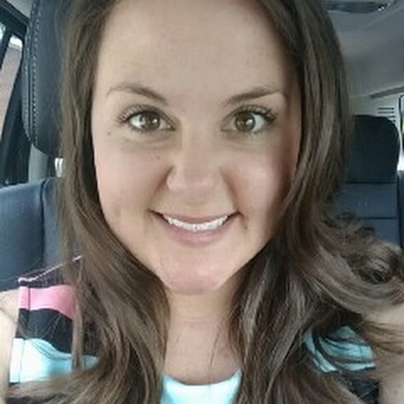 Profile Picture of Kristine Keith (@keithkr) on Poshmark