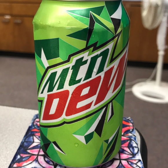 Profile Picture of Justin Eiffler (@eiffler) on Poshmark