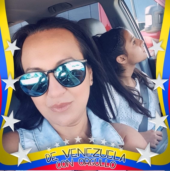 Profile Picture of Karelys Rodriguez (@karelysjgr) on Poshmark