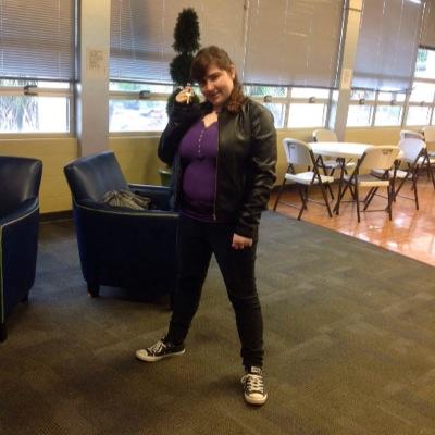 Profile Picture of Elizabeth Travis (@betravis2014) on Twitter