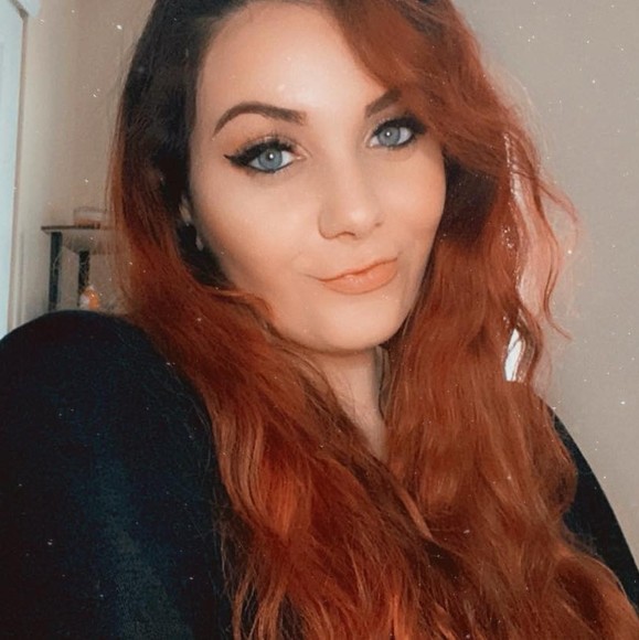 Profile Picture of Sarah Canuso (@sarahcanuso) on Poshmark