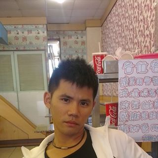 Profile Picture of Chih Lung (@Chih-Lung) on Facebook