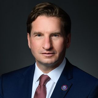 Profile Picture of Rep. Dean Phillips (@repdeanphillips) on Instagram