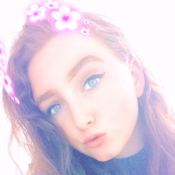 Profile Picture of Katie Mcannally (@katiemcannally) on Poshmark