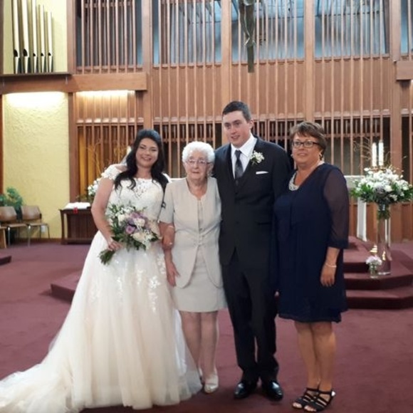 Karen Griffiths - Poshmark Profile Picture of Karen Griffiths (@karengriffit585) on Poshmark