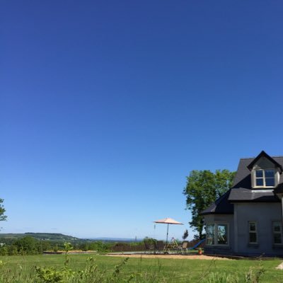 Profile Picture of Harry Banly (@HanlyBarry) on Twitter