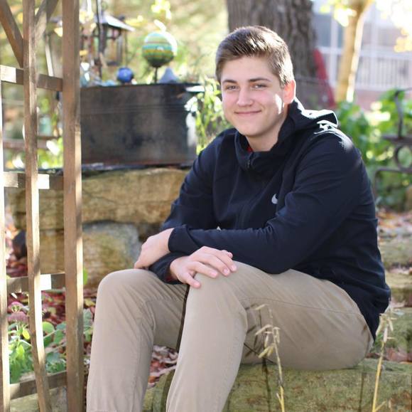 Profile Picture of Joe Reardon (@joereardon) on Poshmark