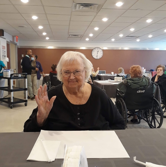 Profile Picture of Lori Allen (@suvmama20002001) on Poshmark