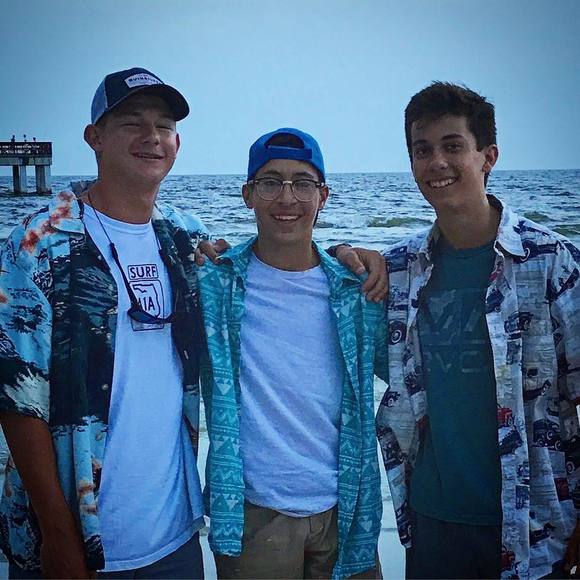 Profile Picture of Joe Gomez (@joe1121) on Poshmark