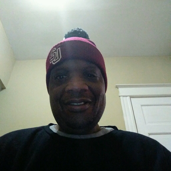 Profile Picture of Peter Bridges (@peterbridges) on Poshmark