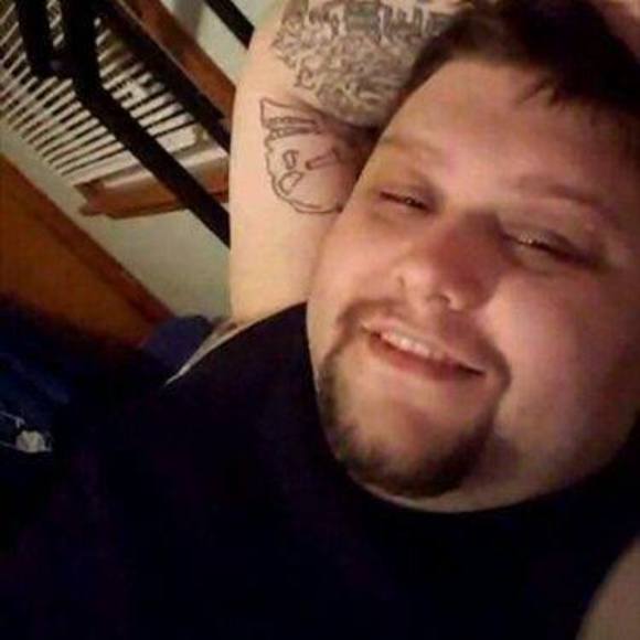 Profile Picture of Paul Wolf (@paulww) on Poshmark