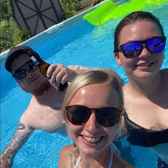 Profile Picture of Noah Silbaugh (@sixpak26) on Poshmark