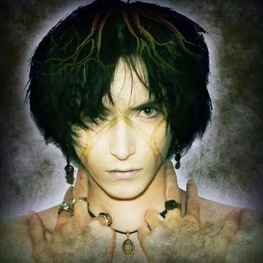 Profile Picture of Lathan Leustante (@LathanToland) on Twitter