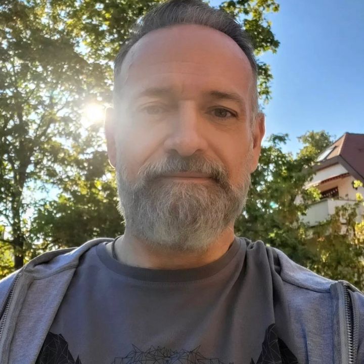 Profile Picture of Dave Madison (@madiszntwt3) on Tiktok