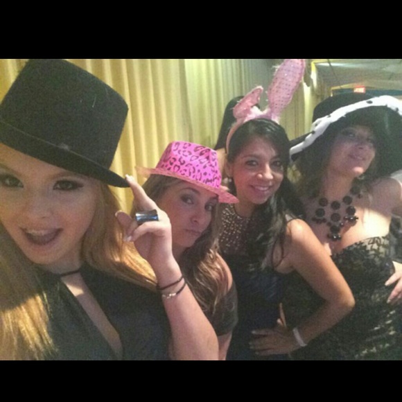 Profile Picture of Massie Lafuente (@alvarez7) on Poshmark