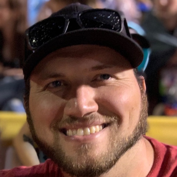 Profile Picture of Matt Newlon (@mattn2489) on Poshmark