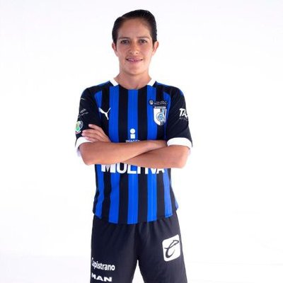 Profile Picture of Luz Ruiz #14 (@luzruiz14_) on Twitter