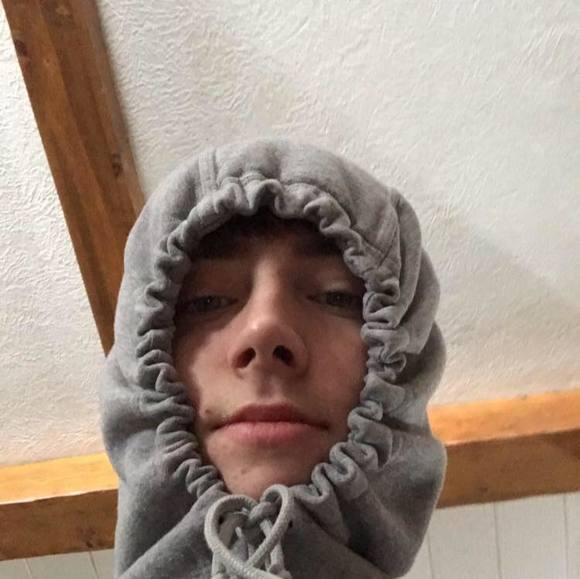 Profile Picture of Chandler Mishler (@mishlerchandler) on Poshmark
