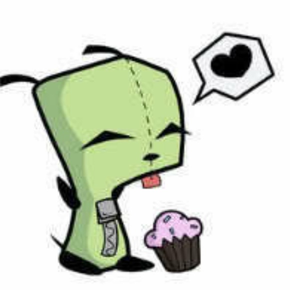 Profile Picture of Natalie Zamber (@nzaamber) on Poshmark