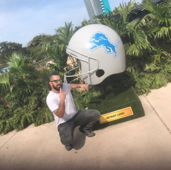 Profile Picture of Michael Reamer (@michaelreamer) on Poshmark