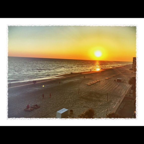 Profile Picture of Rachelle Bailey (@rb123006) on Poshmark