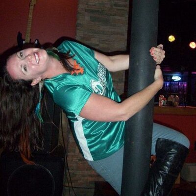 Profile Picture of Diane Schroeder (@dyean74) on Twitter