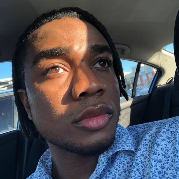 Profile Picture of Alex Middleton (@allyadonis) on Poshmark