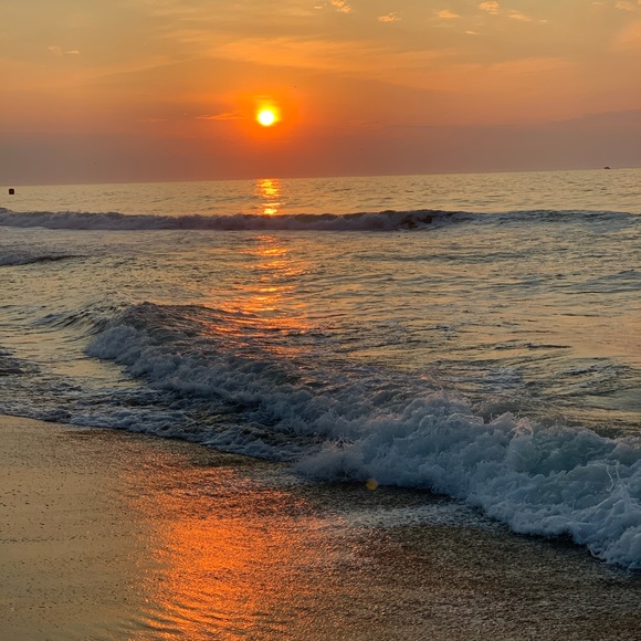 Profile Picture of Haley Weidman (@haley_weidman) on Poshmark