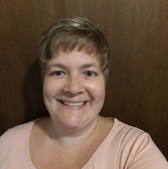 Profile Picture of Janna Vanderzwaag (@oac576) on Poshmark