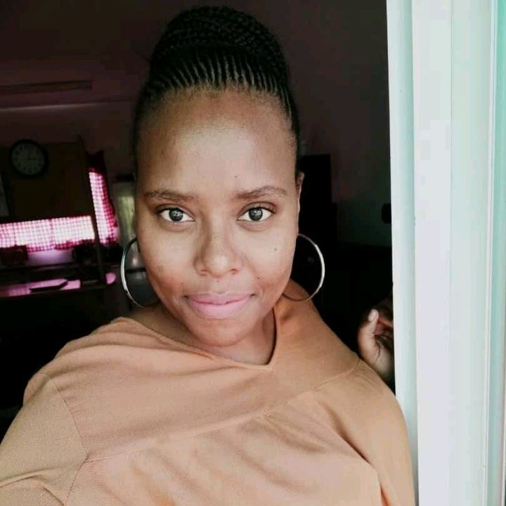 Profile Picture of Lulu (@lucretiamooketsi) on Tiktok