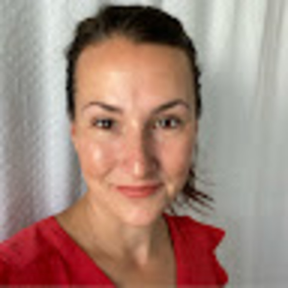 Jenn Woelke - Poshmark Profile Picture of Jenn Woelke (@jennwoelke) on Poshmark