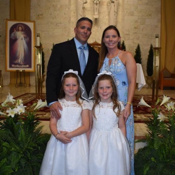 Profile Picture of Leroy Chasmer (@leroy42277) on Poshmark