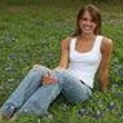 Profile Picture of Debbie Frederick (@FloyManship) on Twitter