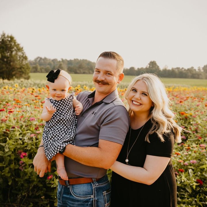 Profile Picture of Ashley Leonard (@alleonard0) on Tiktok